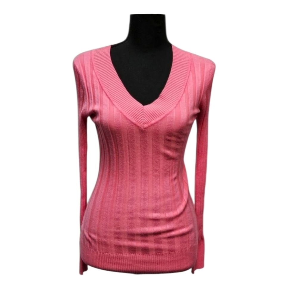 Catch My I Ribbed Stretchy V-neck Pullover Pink Top 78% Rayon 22% Polyester Sz L